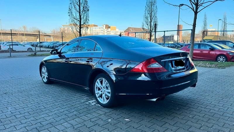 Gebraucht Mercedes CLS320 230 PS (169 kW) 2008 Schwarz Limousine