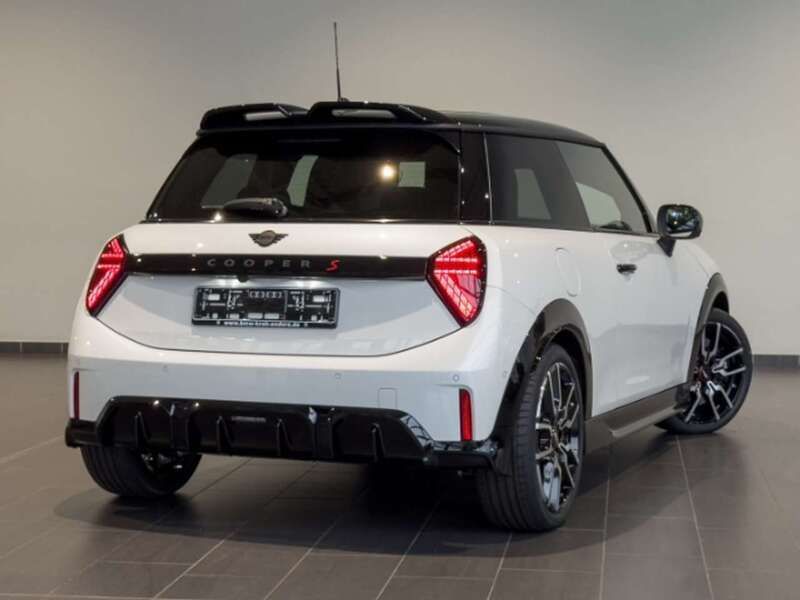 Gebraucht Mini John Cooper Works 204 PS (150 kW) 2025 Weiss Kleinwagen
