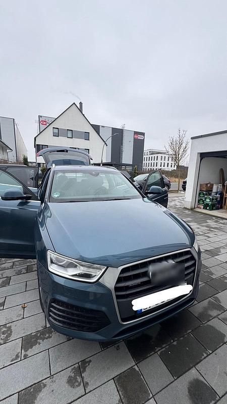 Gebraucht Audi Q3 S-Line 150 PS (110 kW) 2016 Blau SUV