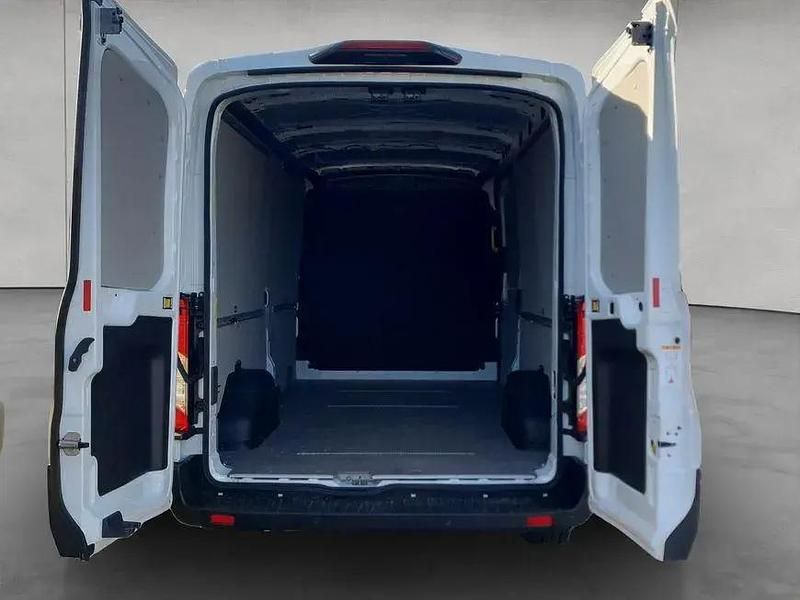 Gebraucht Ford Transit Trend 131 PS (96 kW) 2023 Weiß Pickup