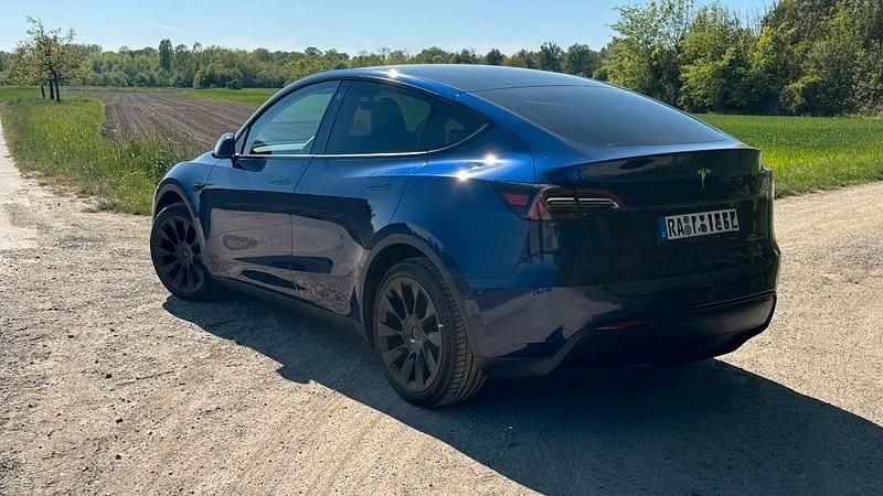 Occasion Tesla Model Y Long Range AWD 274 kW (373 ch) 2022 Bleue SUV