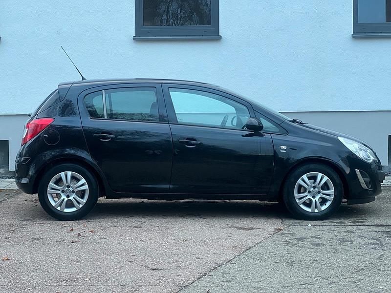 Gebraucht Opel Corsa Satellite 87 PS (63 kW) 2012 Schwarz Kleinwagen