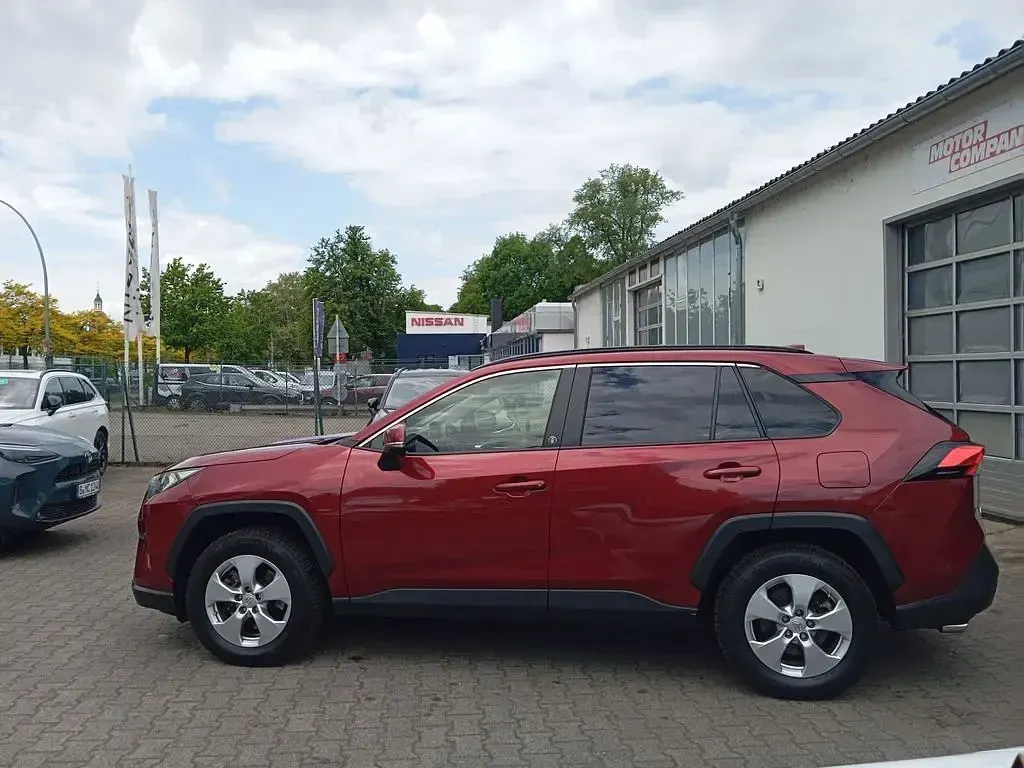 Gebraucht Toyota RAV4 Hybrid Team 222 PS (163 kW) 2023 Tokiorot perleffekt SUV
