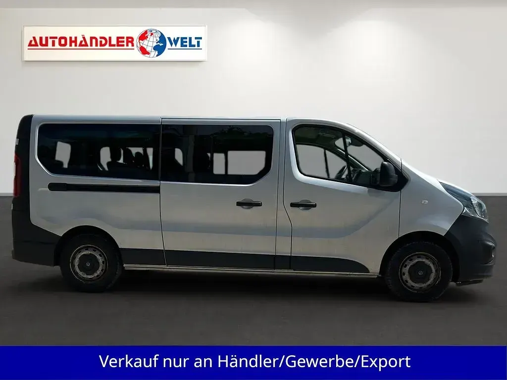 Gebraucht Opel Vivaro 95 PS (69 kW) 2016 Grau Van / Kleinbus