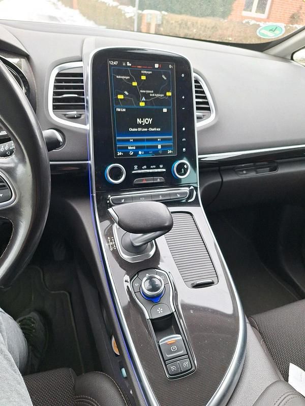 Gebraucht Renault Espace 200 PS (147 kW) 2016 Grau Van / Kleinbus