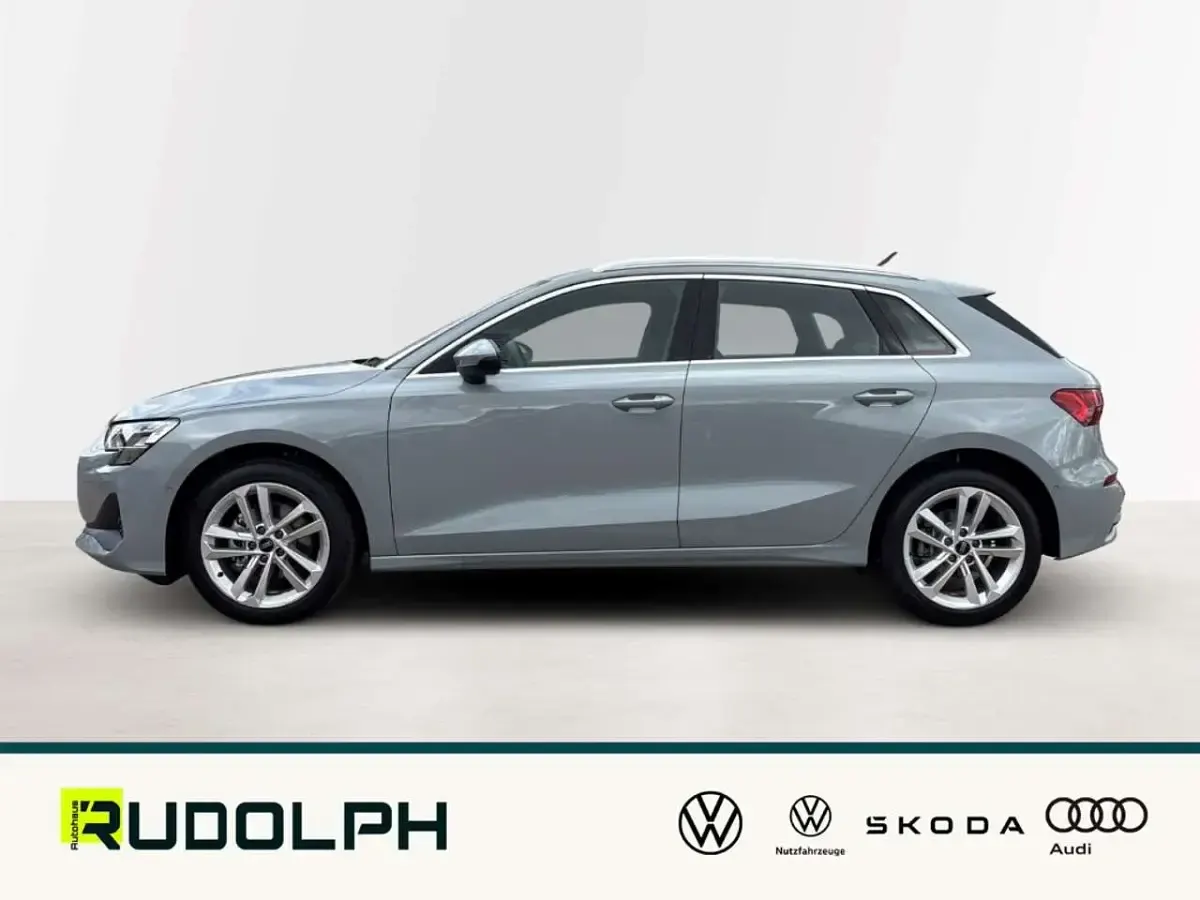 Gebraucht Audi A3 Ambiente 150 PS (110 kW) 2026 Pfeilgrau perleffekt Limousine