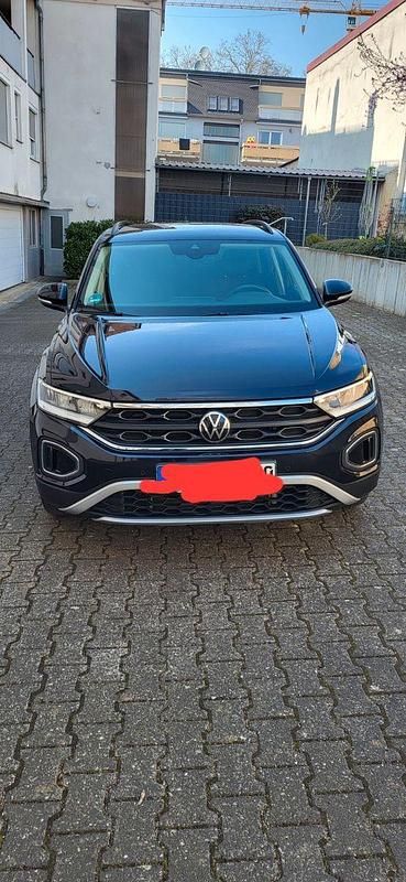 Gebraucht VW T-Roc Life 110 PS (80 kW) 2023 Schwarz SUV