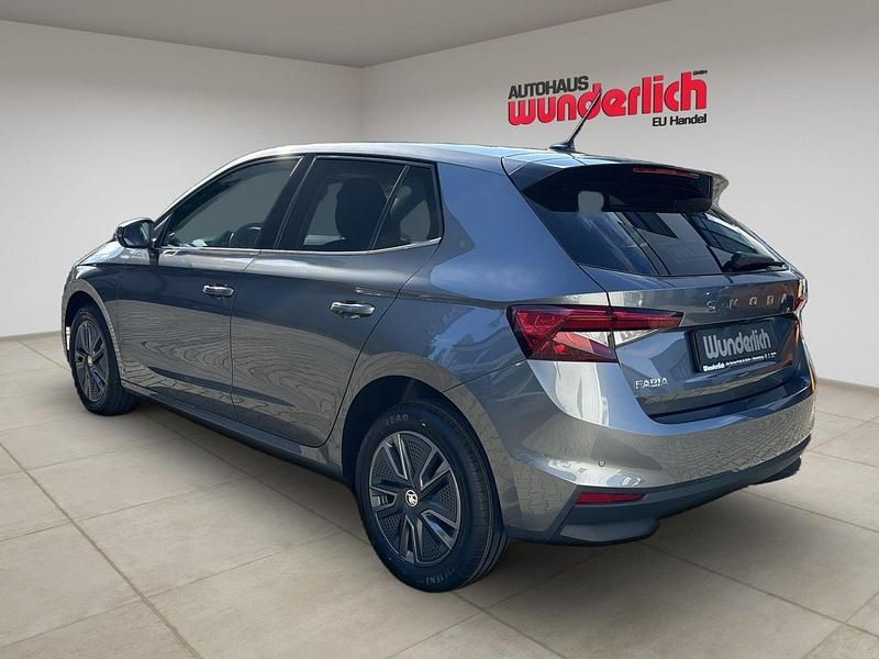 Graphite grau metallic Gebraucht 2025 Skoda Fabia Drive Kleinwagen | 19.490 € (Fairer Preis) - Bild 1/3