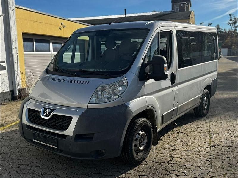 Grau Gebraucht 2011 Peugeot Boxer Van | 6.300 € (Fairer Preis) - Bild 1/4
