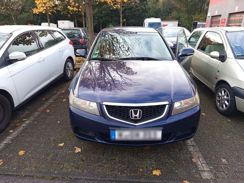 Blau Gebraucht 2004 Honda Accord Kombi | 2.500 € (Guter Preis) - Bild 1/4