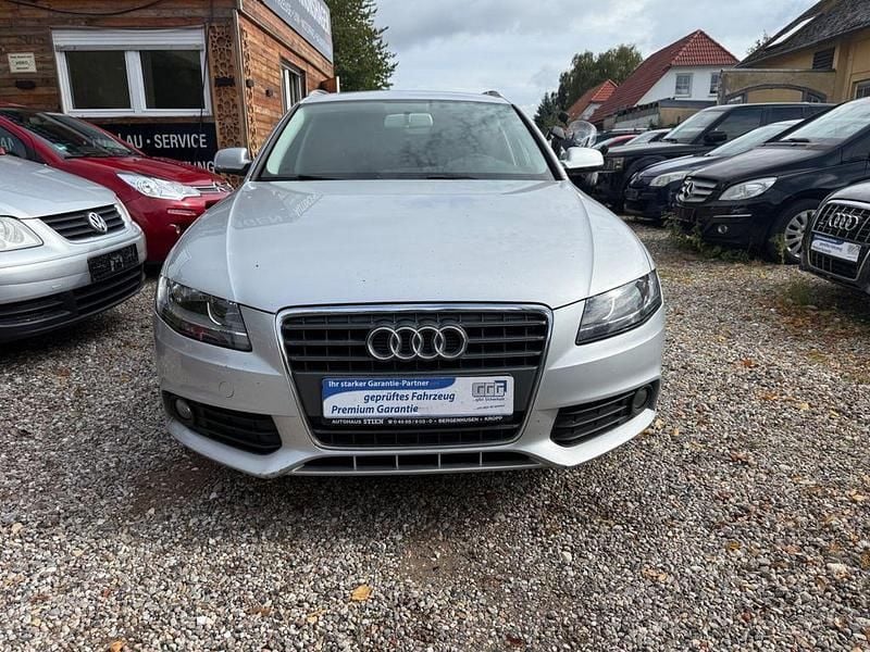 Silber Gebraucht 2010 Audi A4 Attraction Kombi | 6.900 € (Guter Preis) - Bild 1/4