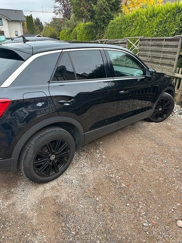 Gebraucht VW T-Roc 115 PS (84 kW) 2018 Schwarz SUV