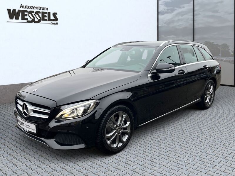 Schwarz Gebraucht 2018 Mercedes C180 Avantgarde Kombi | 19.950 € (Fairer Preis) - Bild 1/4