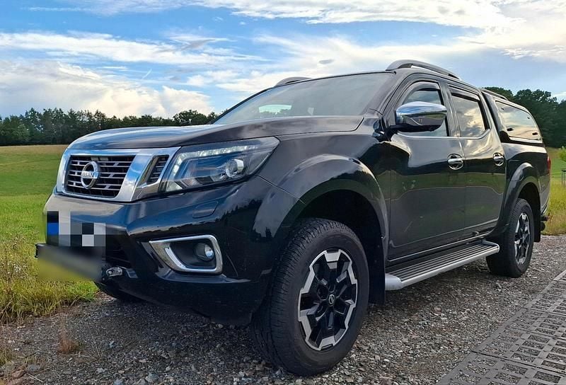 Schwarz Gebraucht 2019 Nissan Navara Tekna Abholung | 33.500 € (Etwas zu teuer) - Bild 1/4