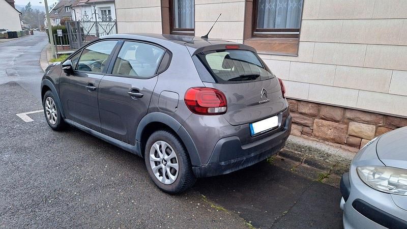 Used Citroën C3 Feel 83 HP (61 kW) 2019 Brown Hatchback