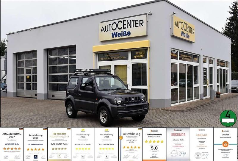 Grau Gebraucht 2010 Suzuki Jimny Ranger SUV | 9.480 € (Fairer Preis) - Bild 1/4