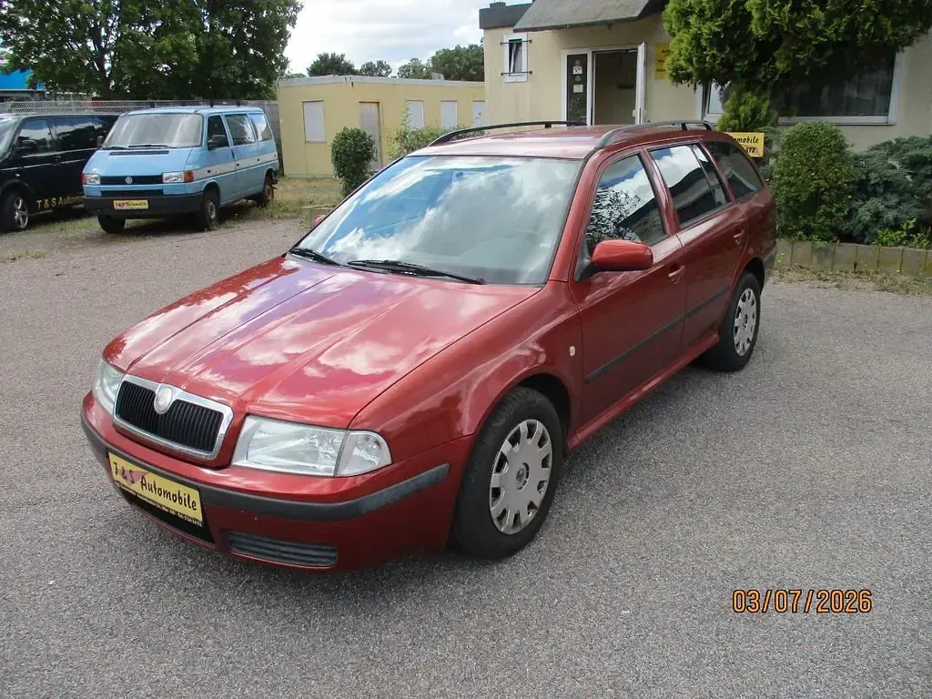 Gebraucht Skoda Octavia Ambiente 116 PS (85 kW) 2003 Orange Kombi
