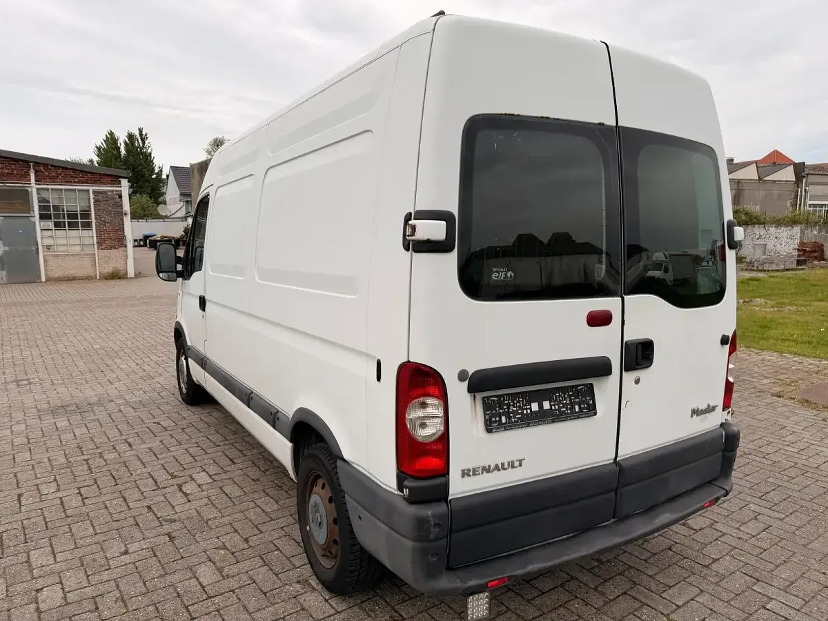 Gebraucht Renault Master 74 PS (54 kW) 2008 Weiß Van / Kleinbus