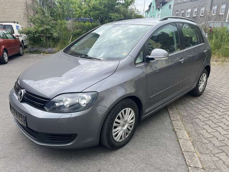 United grey metallic Gebraucht 2010 VW Golf Plus Cross Trendline Van / Kleinbus | 4.200 € (Fairer Preis) - Bild 1/4