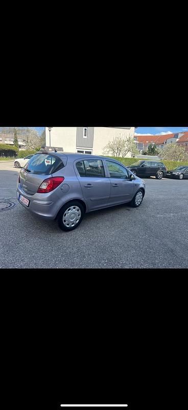 Violet Gebraucht 2007 Opel Corsa Limousine | 700 € (Superpreis) - Bild 1/4