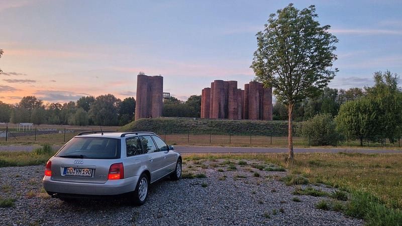 Gebraucht Audi A4 150 PS (110 kW) 2000 Silber Kombi