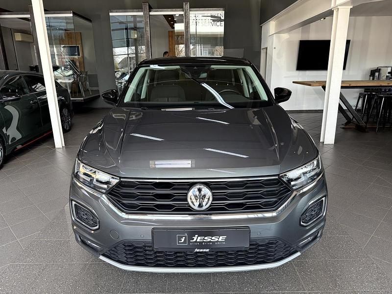 Gebraucht VW T-Roc Style 150 PS (110 kW) 2020 Grau metallic SUV