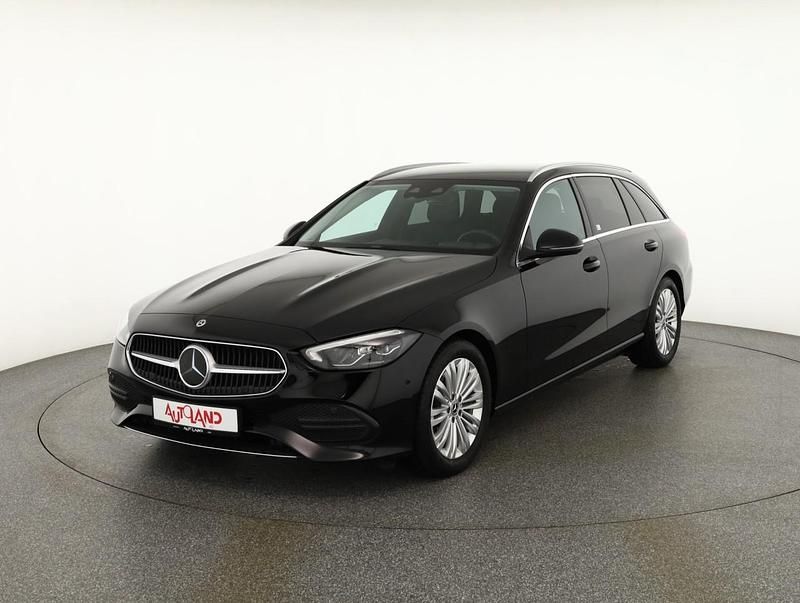 Schwarz Gebraucht 2022 Mercedes C180 Avantgarde Kombi | 32.990 € (Fairer Preis) - Bild 1/4