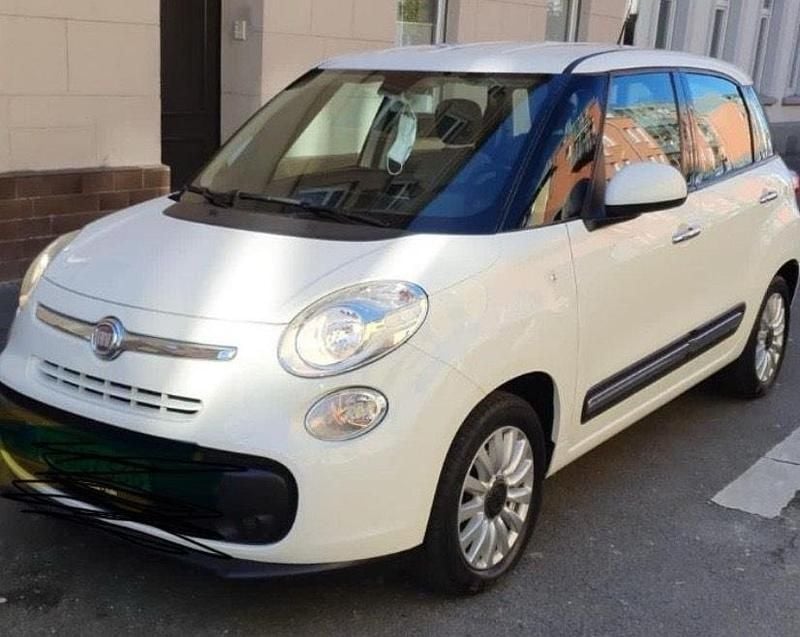 Weiß Gebraucht 2013 Fiat 500L Van / Kleinbus | 4.400 € (Guter Preis) - Bild 1/4