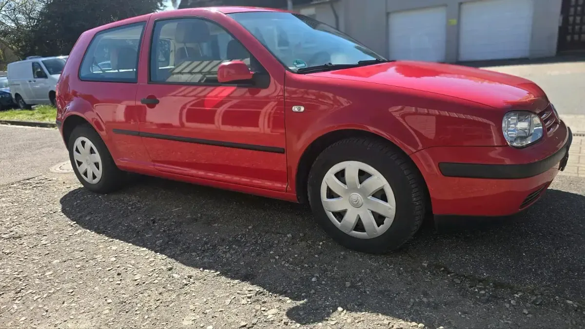 Gebraucht VW Golf IV 101 PS (74 kW) 2003 Rot Limousine