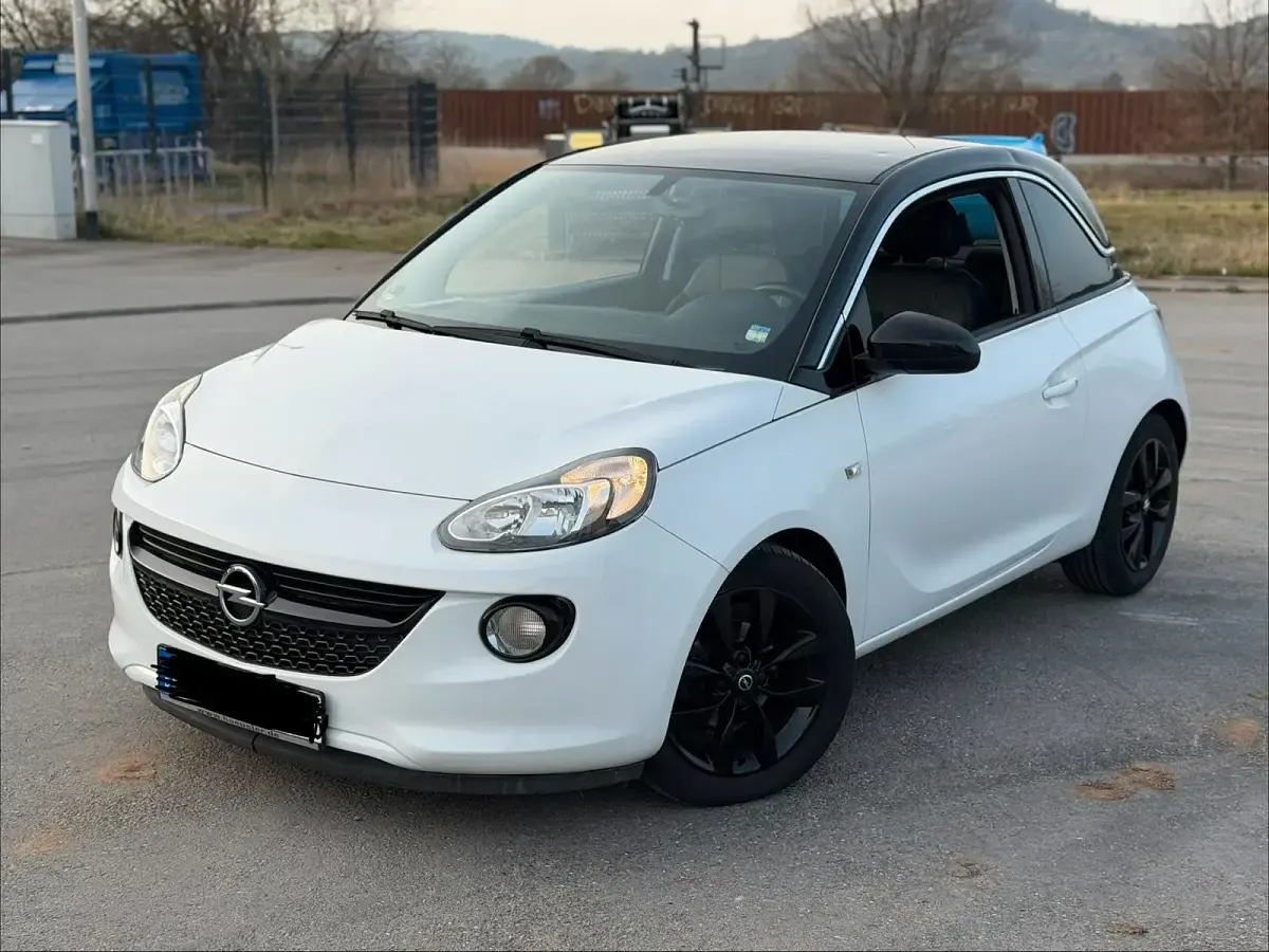 Używany Opel Adam 69 KM (50 kW) 2018 Biały Hatchback