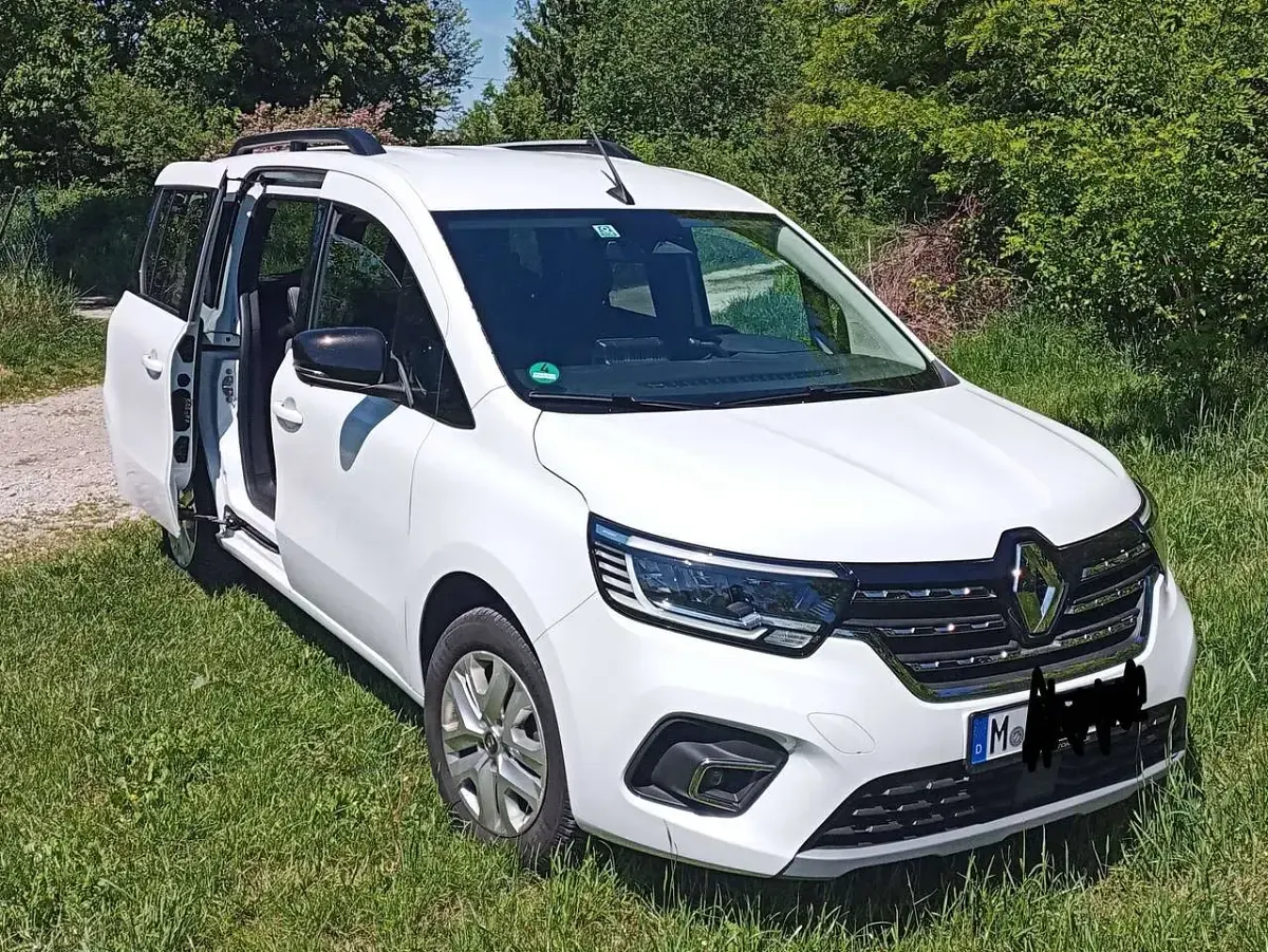 Gebraucht Renault Kangoo Intens 131 PS (96 kW) 2021 Weiß Van / Kleinbus