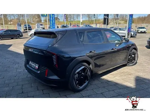 Neu Kia EV4 Earth 150 kW (204 PS) 2026 Schwarz Limousine
