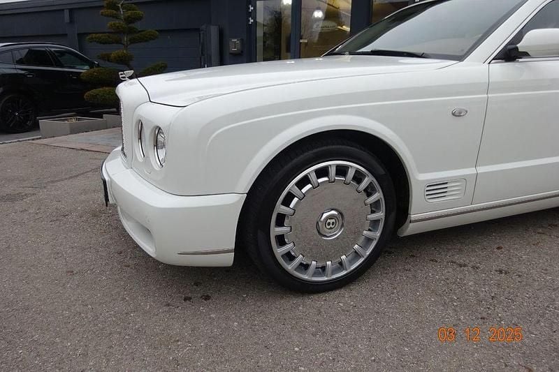 Gebraucht Bentley Brooklands 537 PS (394 kW) 2009 Weiß Coupé