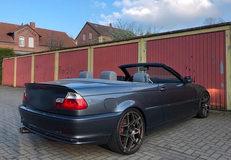 Gebraucht BMW 318 Cabriolet 143 PS (105 kW) 2004 Grau Cabrio