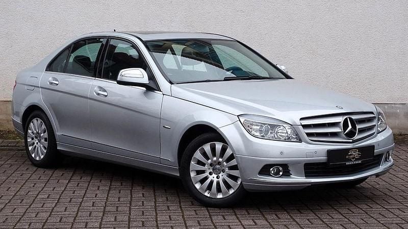 Silber Gebraucht 2007 Mercedes C200 Limousine | 10.790 € (Teuer) - Bild 1/4