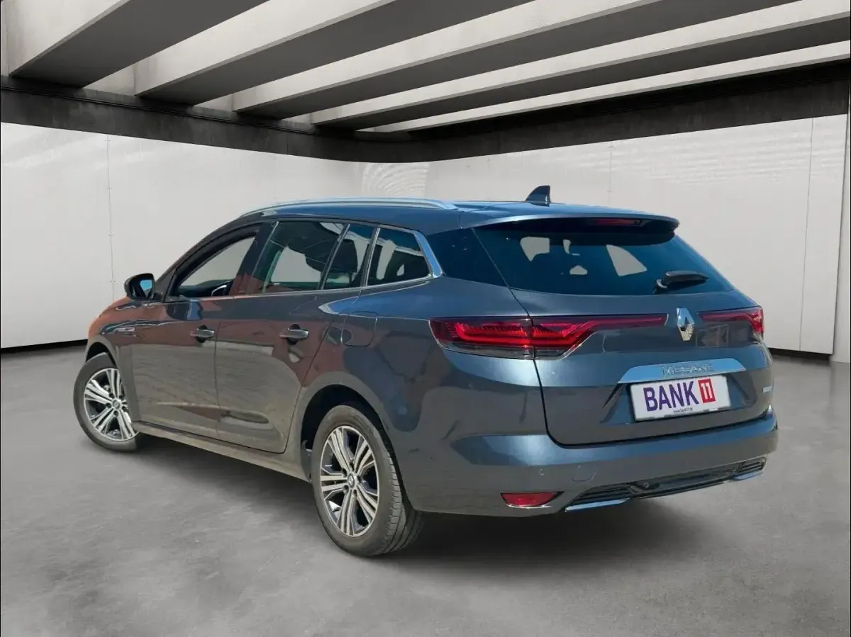 Używany Renault Megane E-Tech Intens 158 KM (116 kW) 2021 Szary Kombi