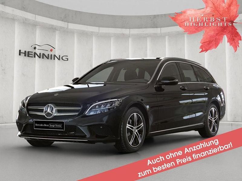 Schwarz Gebraucht 2020 Mercedes C200 Avantgarde Limousine | 21.880 € (Superpreis) - Bild 1/4