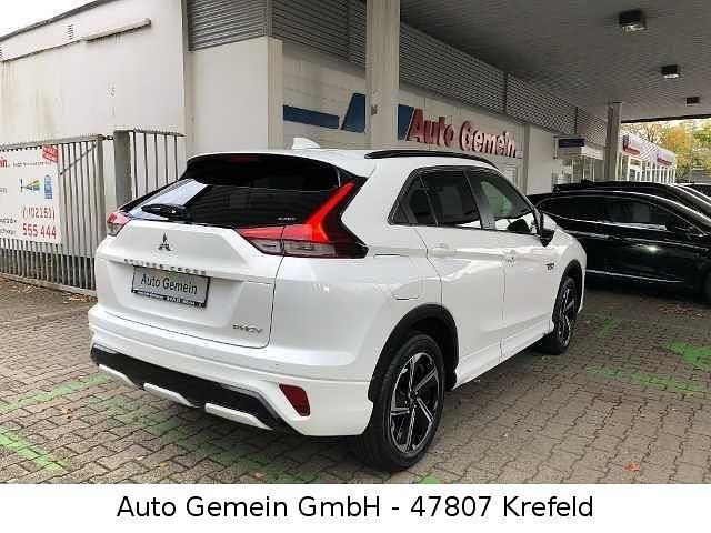 Gebraucht Mitsubishi Eclipse Cross Plus 188 PS (138 kW) 2022 Weiß SUV