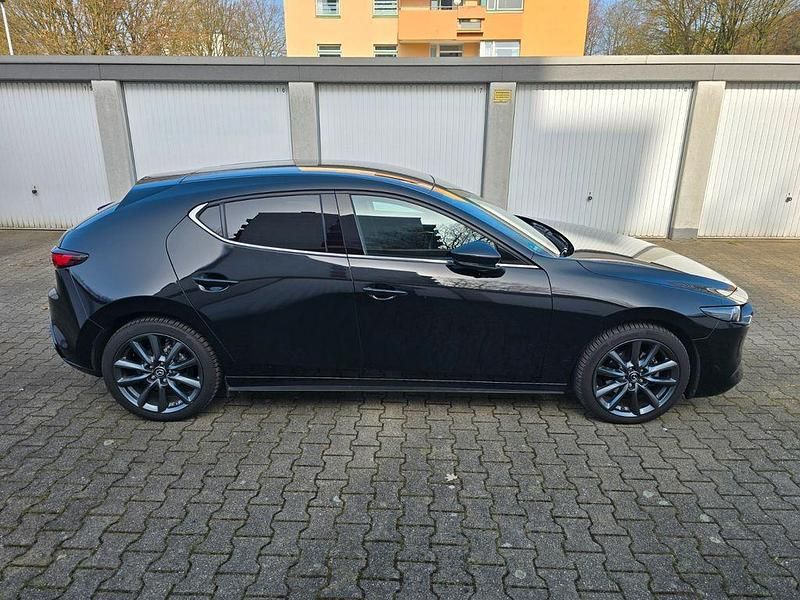 Gebraucht Mazda 3 Sky 150 PS (110 kW) 2023 Schwarz Limousine