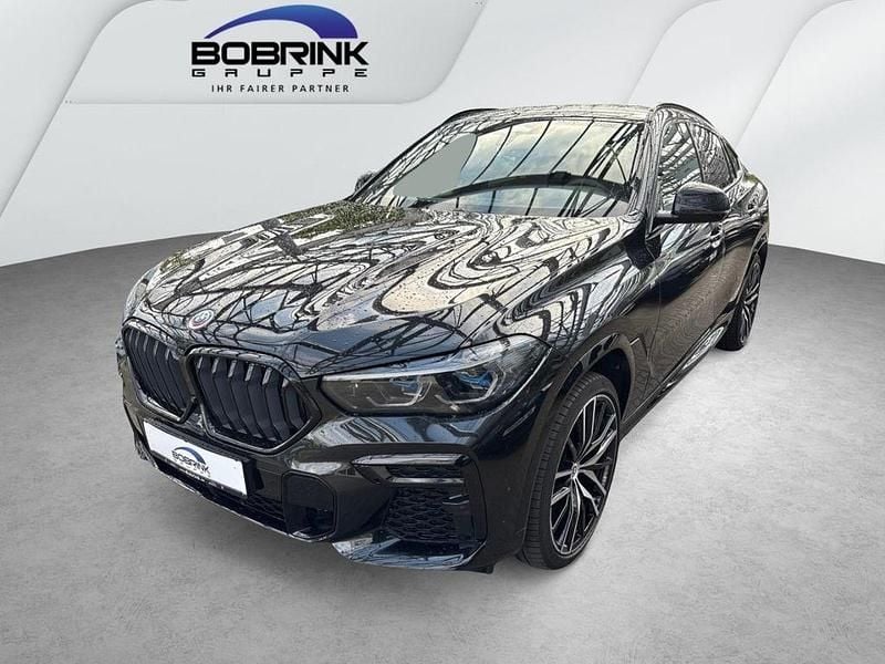 Schwarz Gebraucht 2022 BMW X6 M50 Sport Line SUV | 76.420 € (Fairer Preis) - Bild 1/4