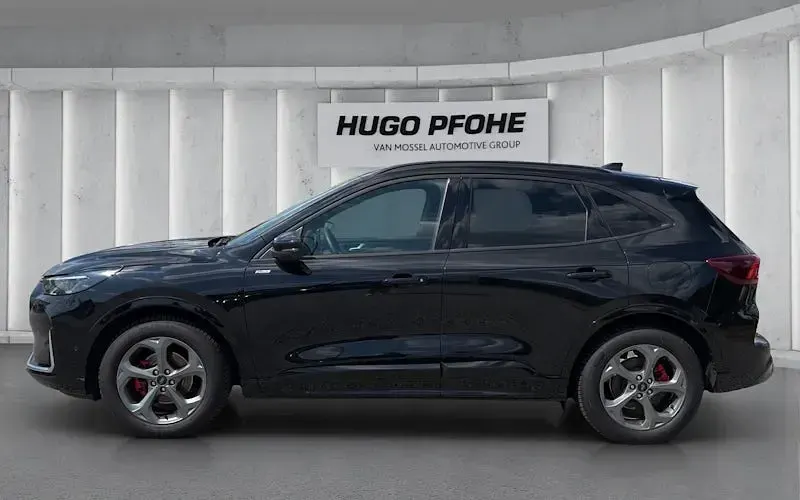 Gebraucht Ford Kuga ST-Line X 186 PS (136 kW) 2024 Schwarz SUV