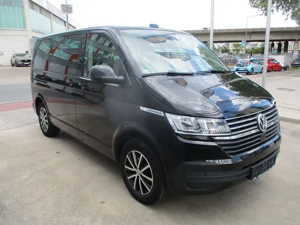 Gebraucht VW Caravelle 150 PS (110 kW) 2021 Deep black Van