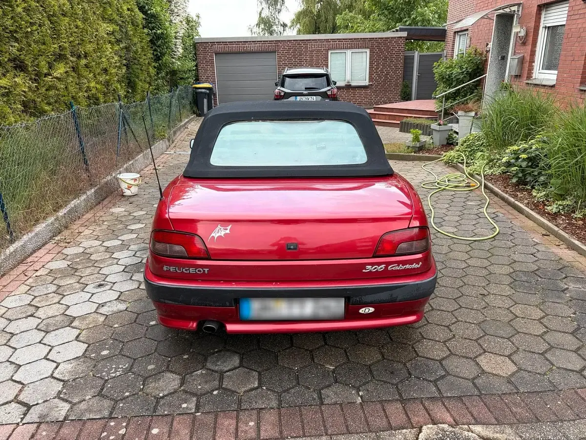 Gebraucht Peugeot 306 Cabriolet 101 PS (74 kW) 1995 Rot Cabrio