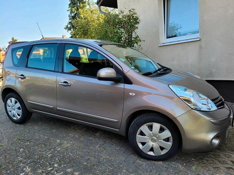 Braun Gebraucht 2011 Nissan Note Van / Kleinbus | 3.500 € (Fairer Preis) - Bild 1/4