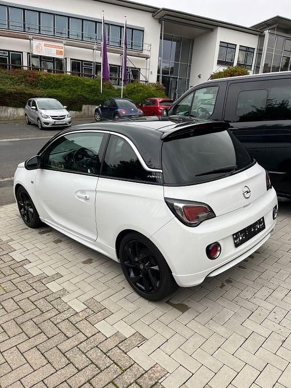 Gebraucht Opel Adam Sport 116 PS (85 kW) 2017 Weiß Kleinwagen