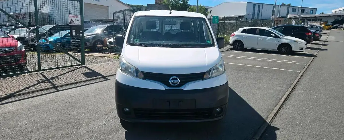 Gebraucht Nissan NV200 110 PS (80 kW) 2012 Weiß Van / Kleinbus