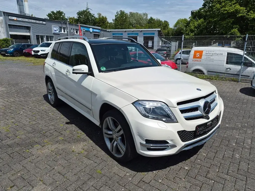 Gebraucht Mercedes GLK350 265 PS (194 kW) 2015 Weiß SUV