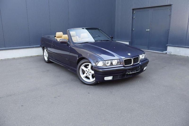 Gebraucht BMW 325 Cabriolet Performance 192 PS (141 kW) 1994 Schwarz Cabrio