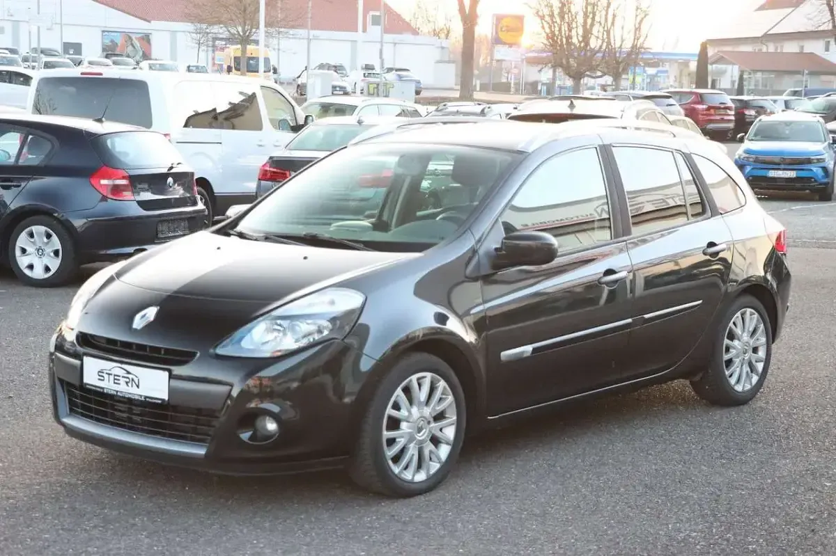 Gebraucht Renault Clio Dynamique 86 PS (63 kW) 2009 Perlmuttschwarz Kleinwagen