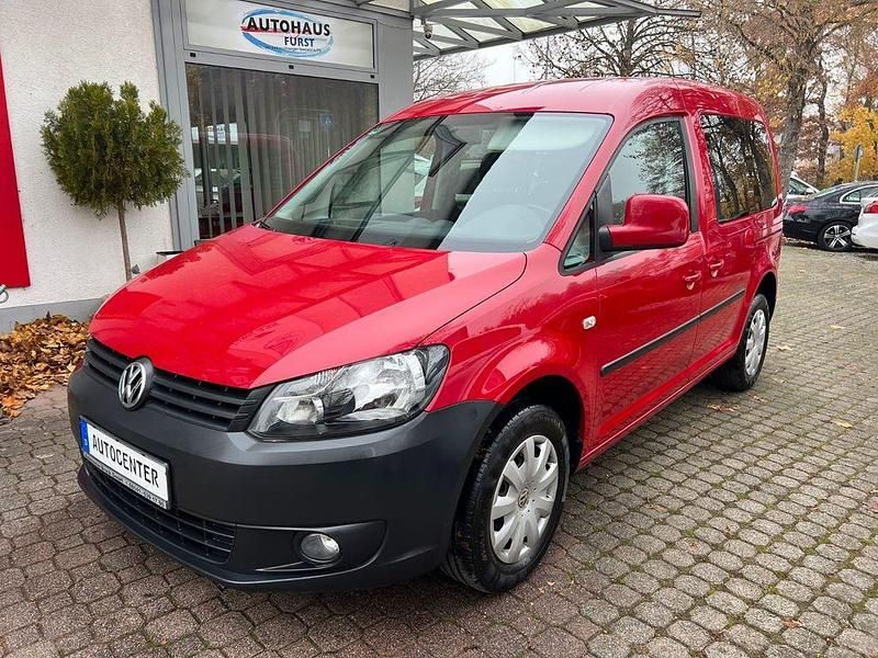 Rot Gebraucht 2011 VW Caddy Trendline Van / Kleinbus | 9.800 € (Fairer Preis) - Bild 1/4